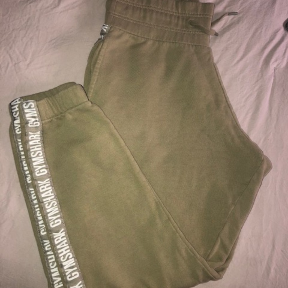 Gymshark Oversized Joggers - Olive